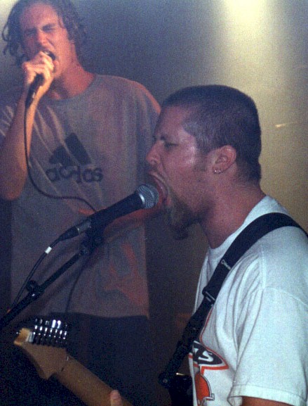 Gnashing's intense liveshow